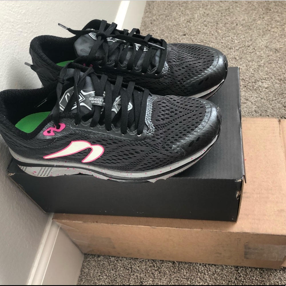 Brand New Newtons- Latest edition All Weather 7